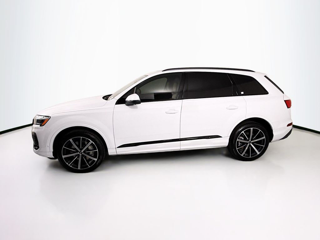 Thumbnail: 2026 Audi Q7 - 8