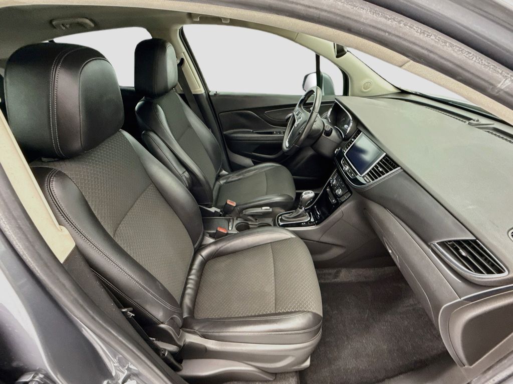 Thumbnail: 2019 Buick Encore - 18