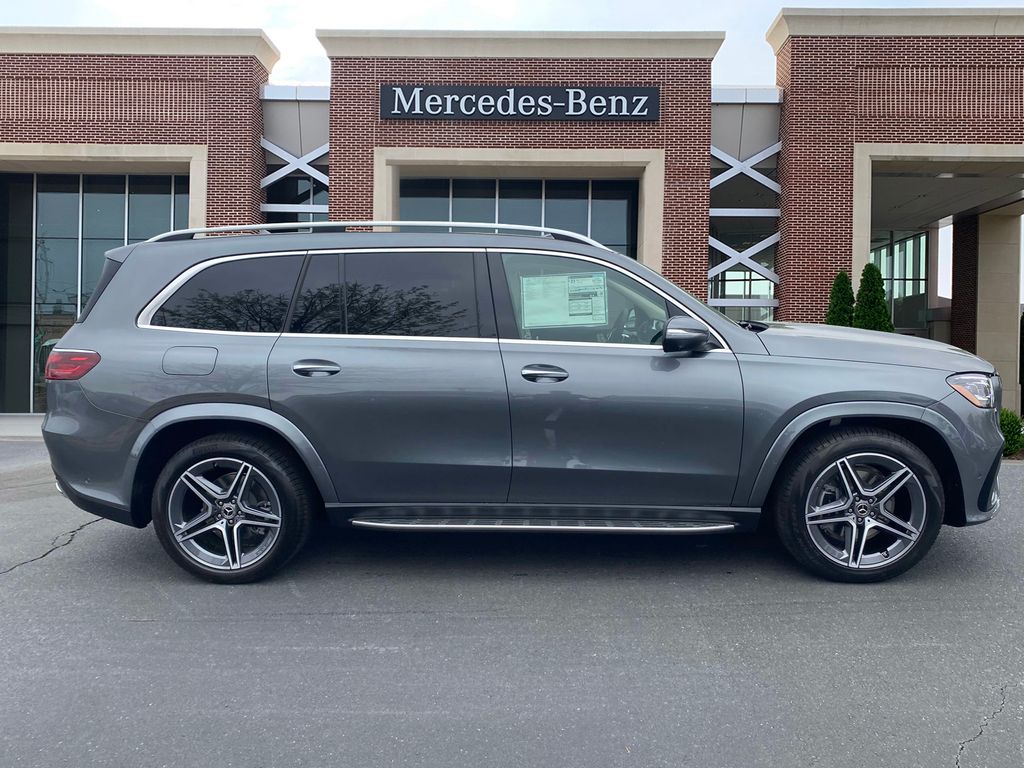 2025 Mercedes-Benz GLS 450 4MATIC 4