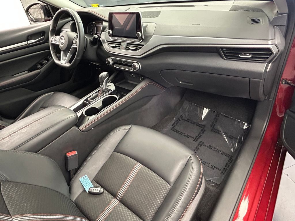 Used 2024 Scarlet Ember Nissan 2.5 SR image 41