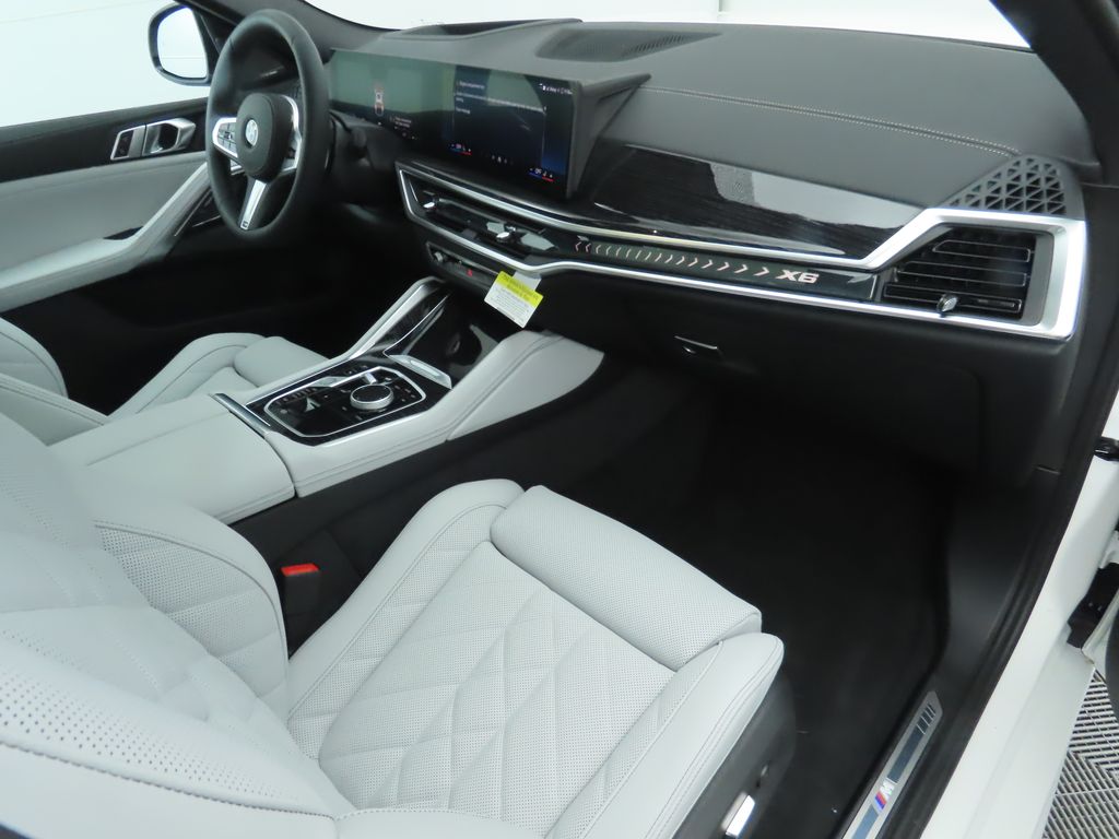 Thumbnail: 2026 BMW X6 - 18