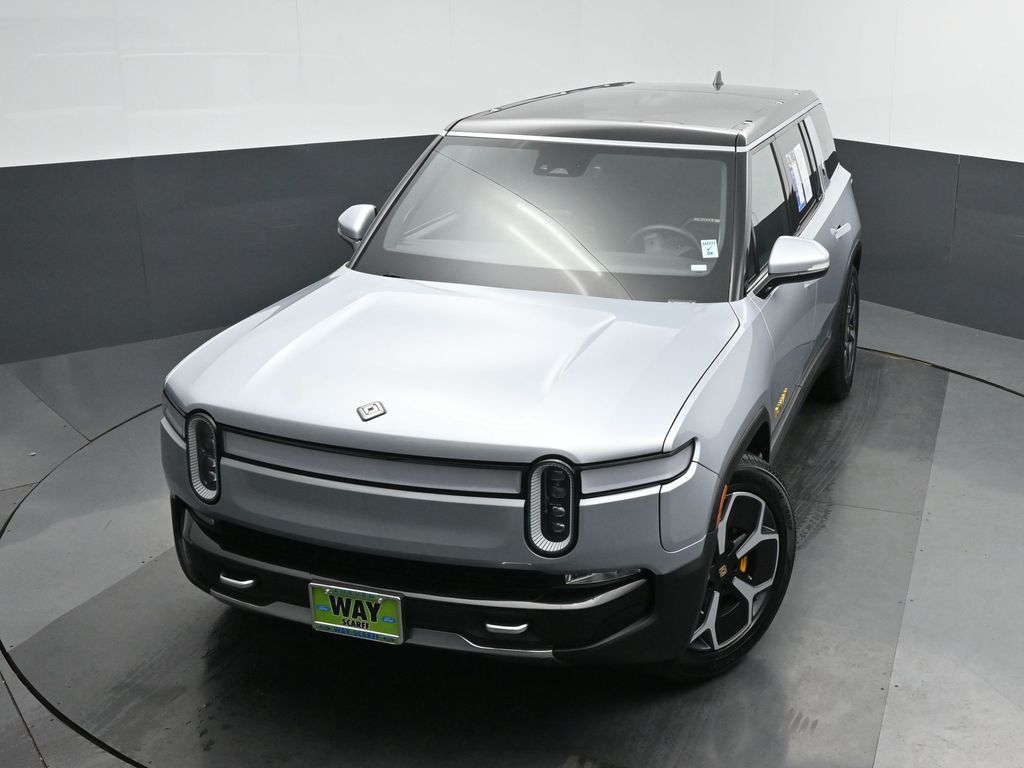 2023 Rivian R1S Adventure
