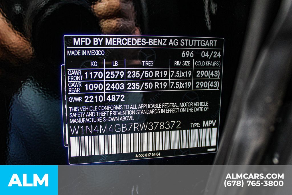 Used 2024 Black Mercedes-Benz GLB 250 image 42
