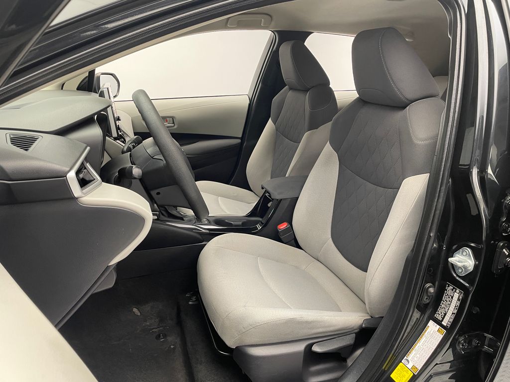 2020 Toyota Corolla LE 13