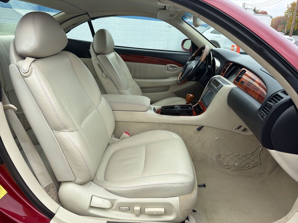 Thumbnail: 2006 Lexus SC - 18