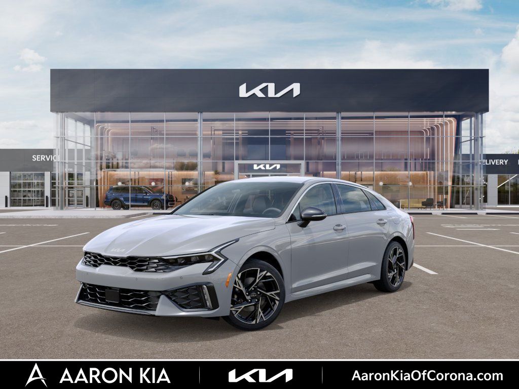 Wolf Gray 2026 Kia K5 Sedan Front-Wheel Drive 8-Speed Automatic
