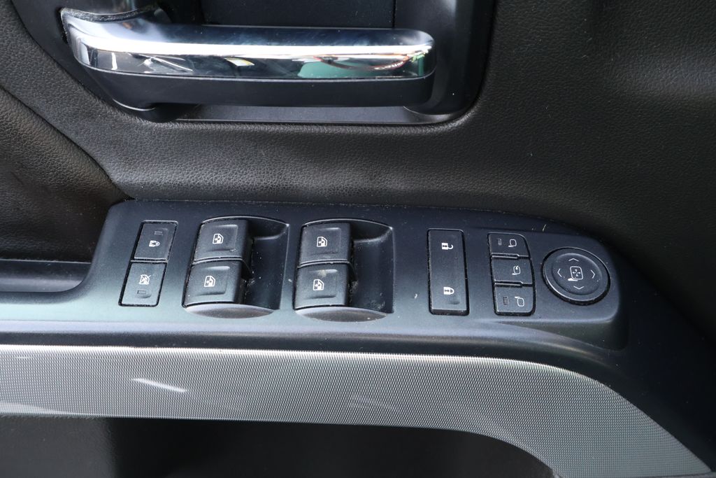 Thumbnail: 2014 Chevrolet Silverado 1500 - 15