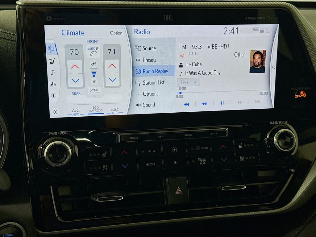 Thumbnail: 2020 Toyota Highlander - 16