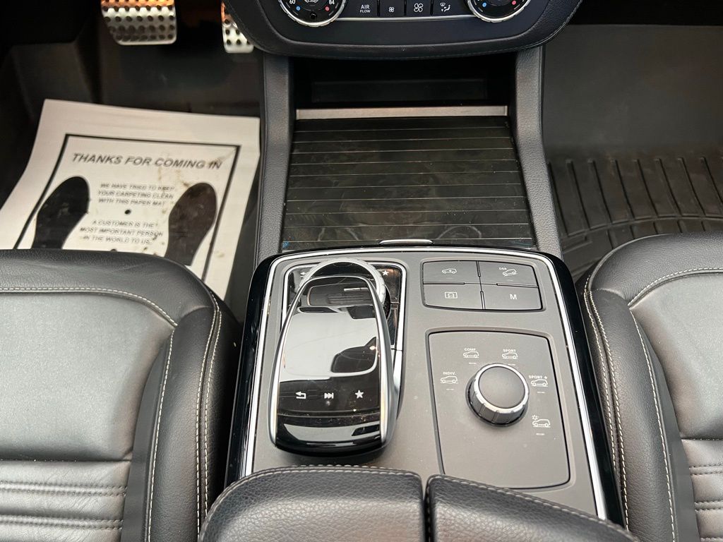 Thumbnail: 2018 Mercedes-Benz GLE - 11