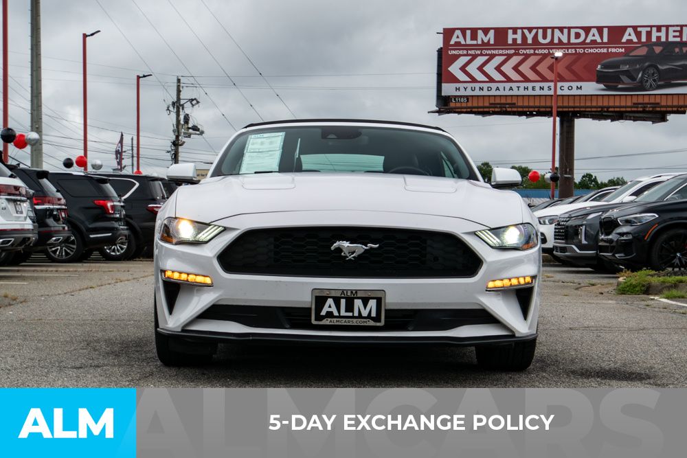 2022 Ford Mustang EcoBoost Premium photo 3