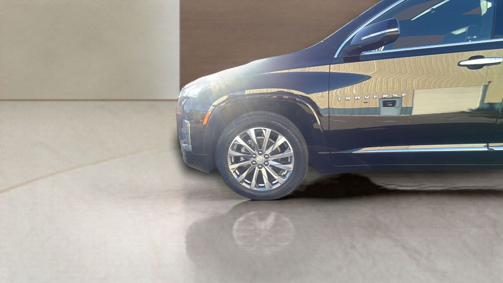 used 2023 Chevrolet Traverse car, priced at $36,800