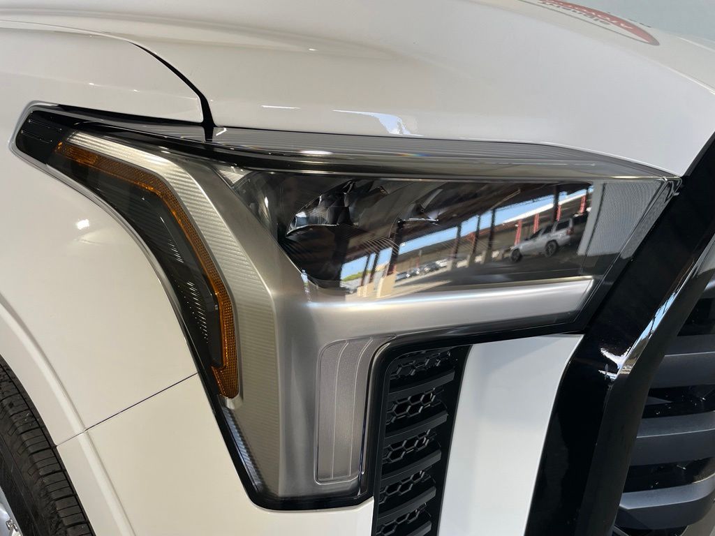 Thumbnail: 2026 Toyota Tundra - 9