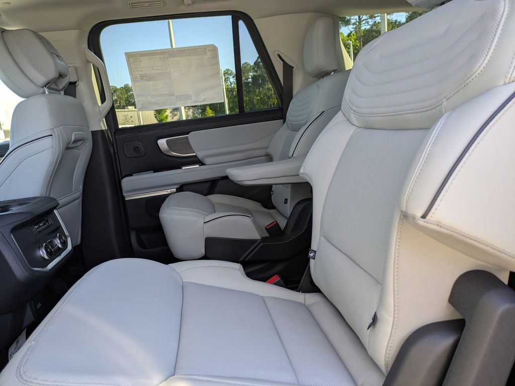 2026 Ford Expedition Max Platinum MAX