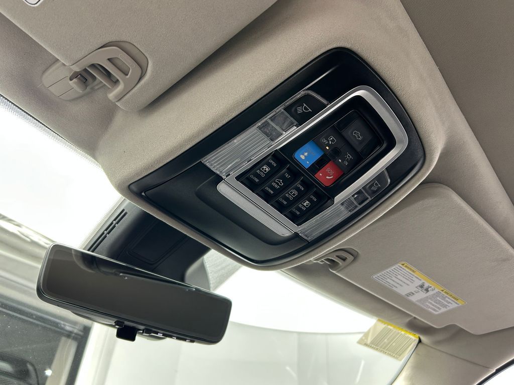 New 2026 Granite Crystal Metallic Clearcoat Ram Tungsten image 19