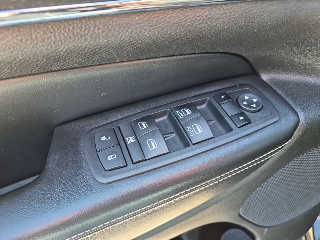 Used Car 2014 Jeep Grand Cherokee  Limited For Sale Under $10,000 In Austin, Texas