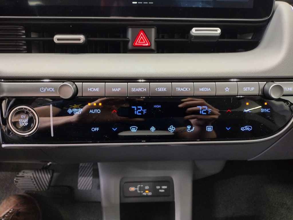 2026 Hyundai IONIQ 5 SE