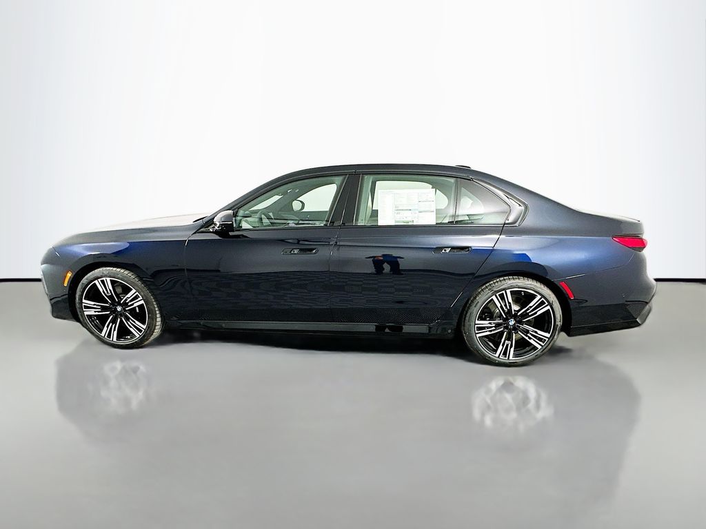 Thumbnail: 2026 BMW 7 Series - 8