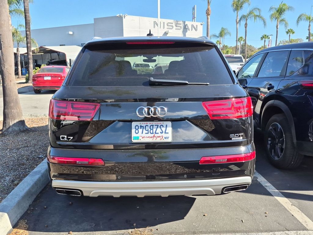 Black 2017 Audi Q7 SUV / Crossover All-Wheel Drive 8-Speed Automatic
