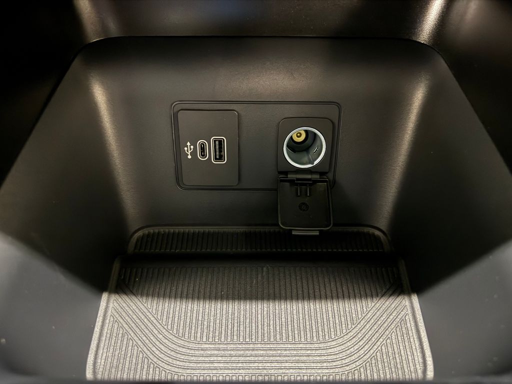 New 2026 Black Ford Active image 31