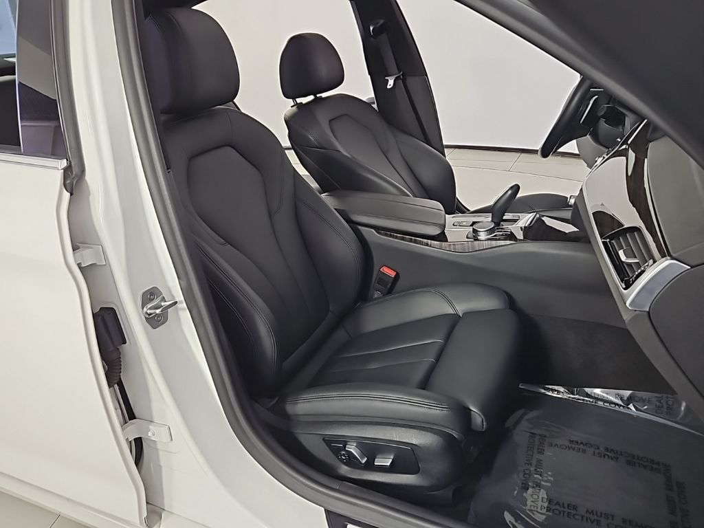 Thumbnail: 2020 BMW 5 Series - 20