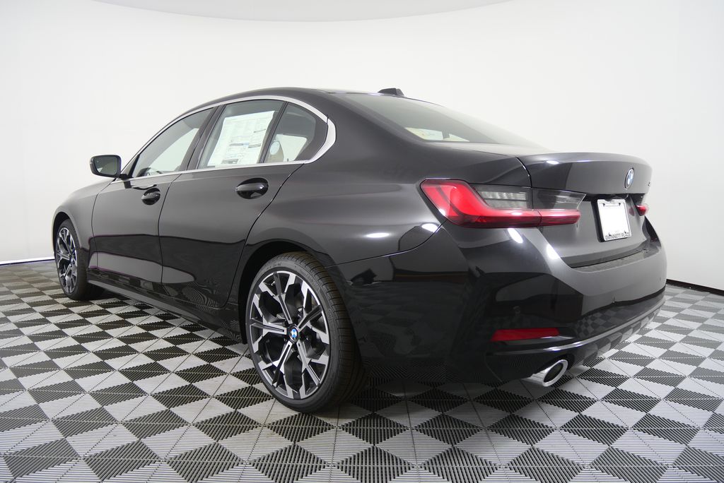 Thumbnail: 2026 BMW 3 Series - 19