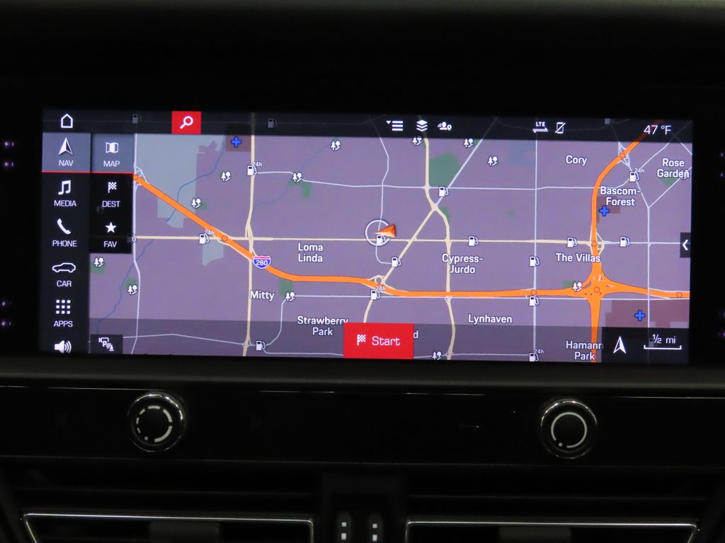 Thumbnail: 2022 Porsche Macan - 26