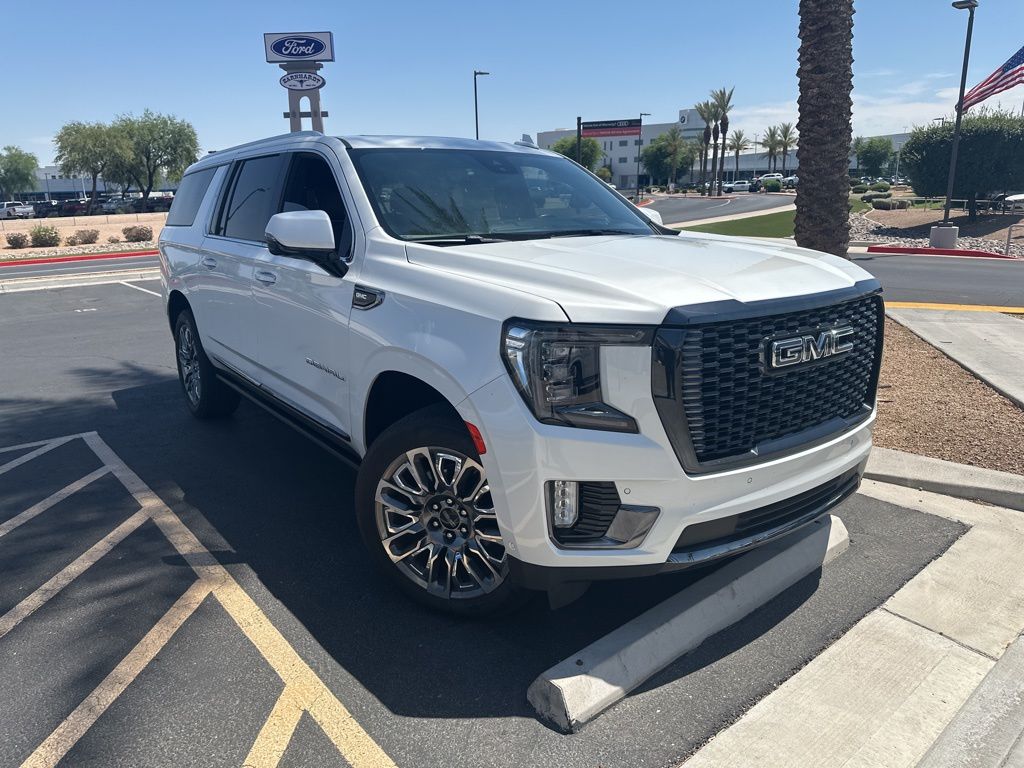 2023 GMC Yukon XL Denali Ultimate 2