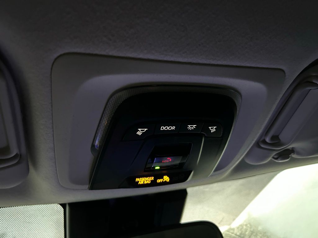 Thumbnail: 2023 Toyota Corolla - 27