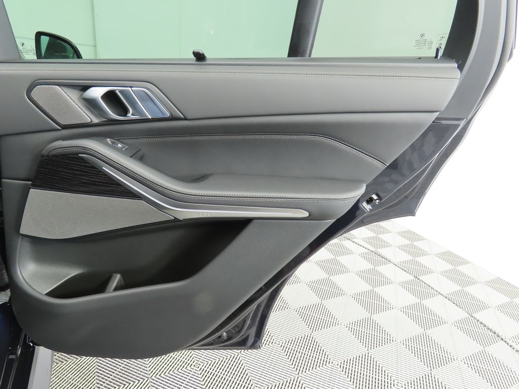 Thumbnail: 2026 BMW X5 - 27