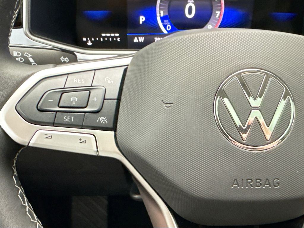 Thumbnail: 2025 Volkswagen Taos - 11