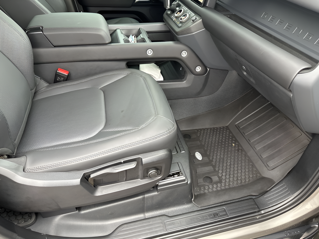 Used Car 2025 Land Rover Defender 90  S For Sale Under $60,000 In Austin, Texas