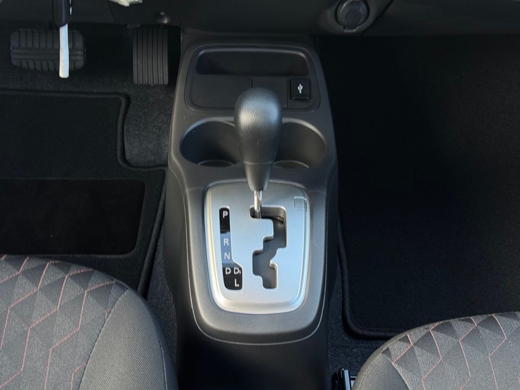 2024 Mitsubishi Mirage LE photo 18