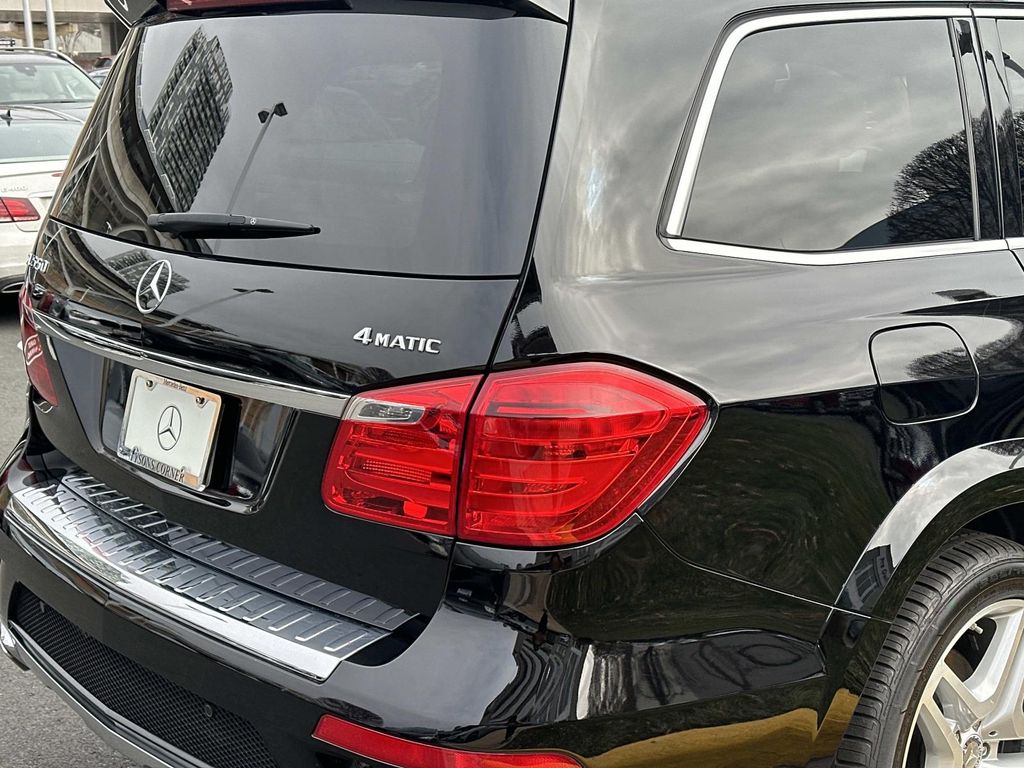 Thumbnail: 2013 Mercedes-Benz GL-Class - 7