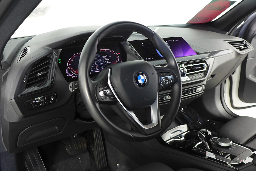Thumbnail: 2023 BMW 2 Series - 30