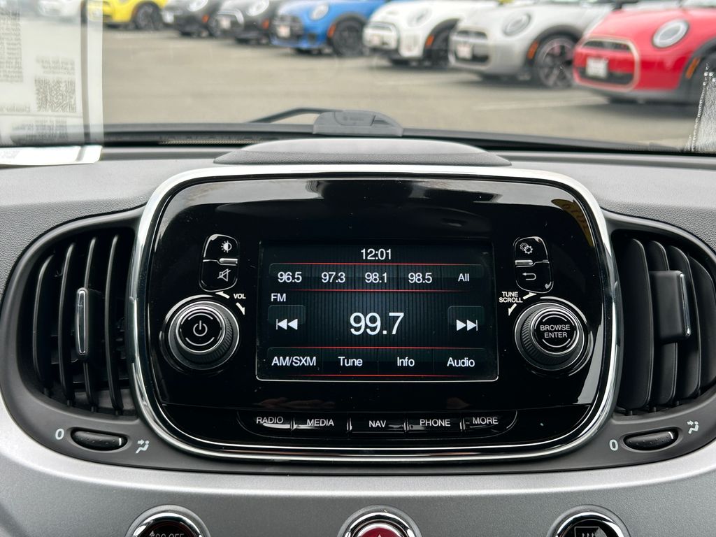 Thumbnail: 2019 Fiat 500e - 21