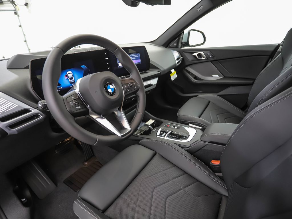 Thumbnail: 2026 BMW 2 Series - 10