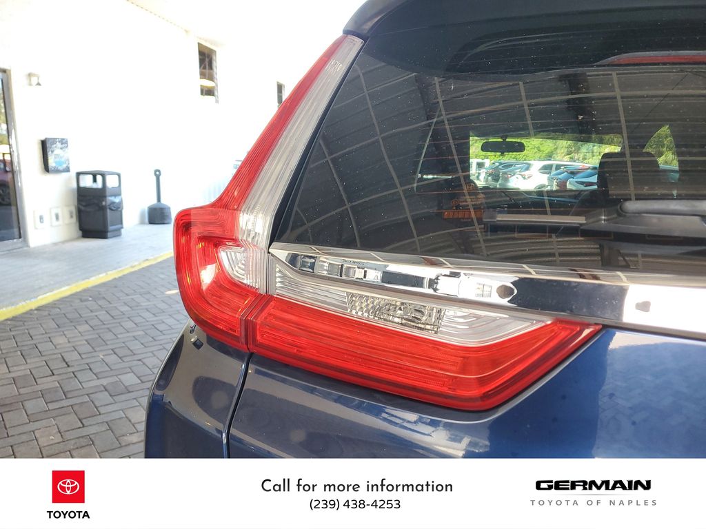 2017 Honda CR-V LX photo 12