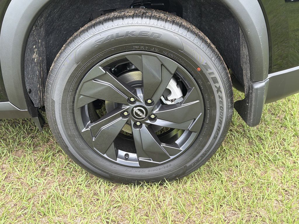 New 2026 Nissan Rogue SUV