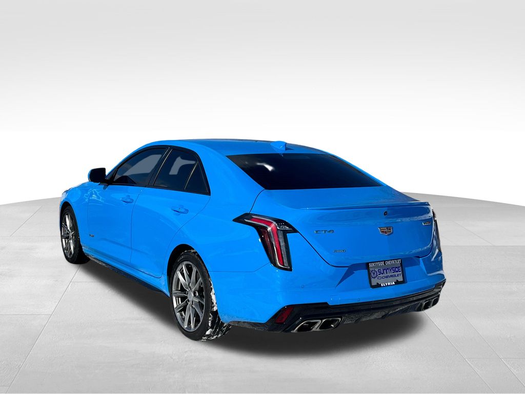 View vehicle photo 5