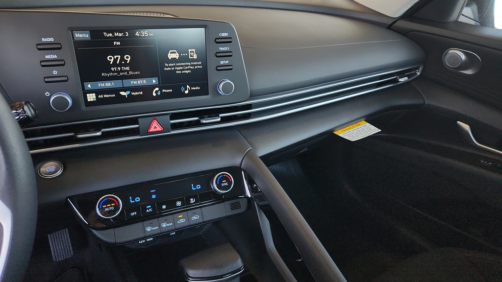 2026 Hyundai Elantra Hybrid