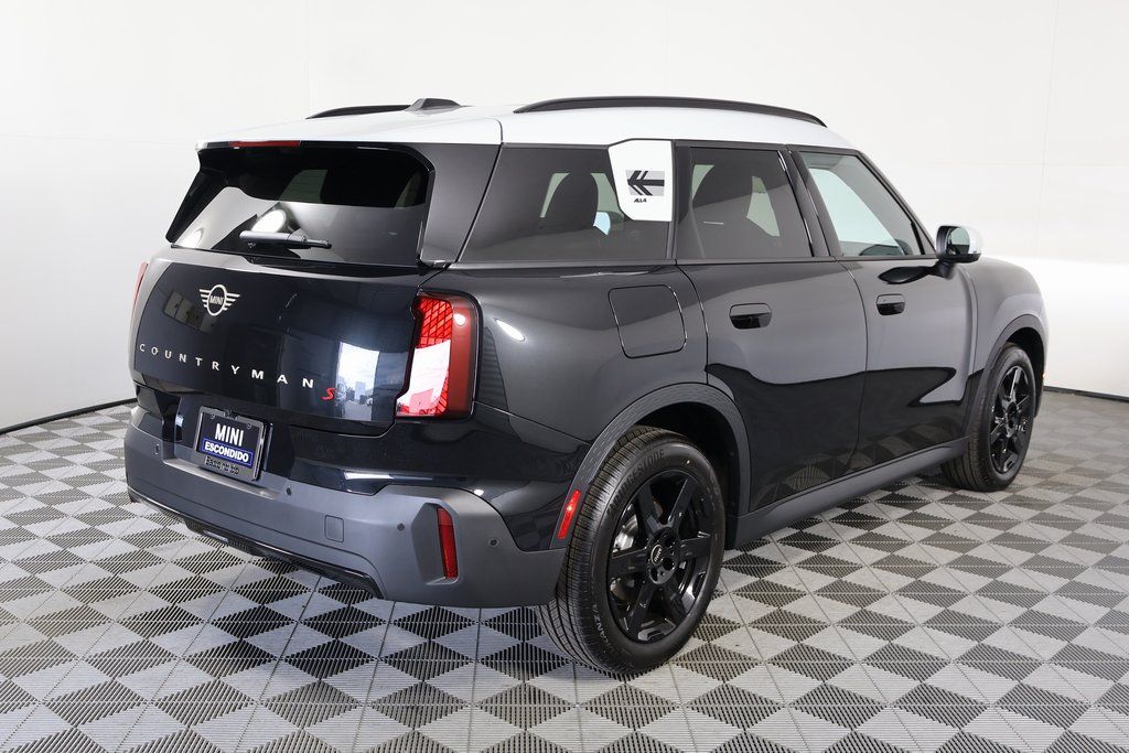 Thumbnail: 2026 MINI Cooper Countryman - 2