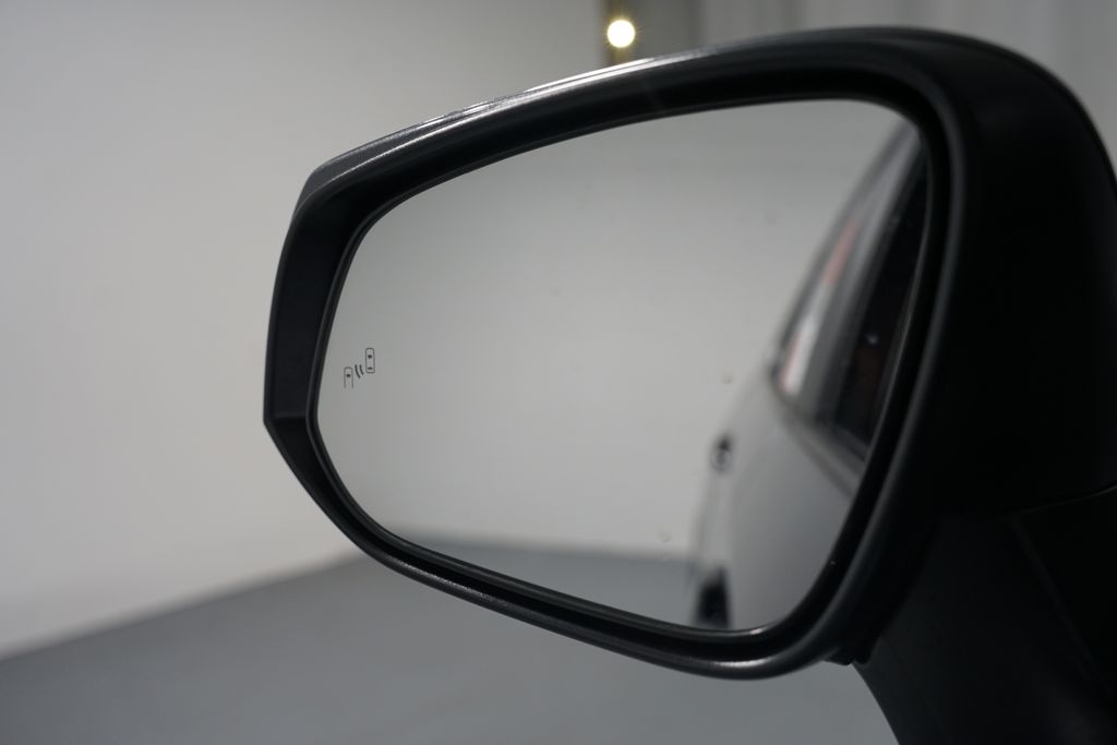 Thumbnail: 2025 Toyota RAV4 - 23