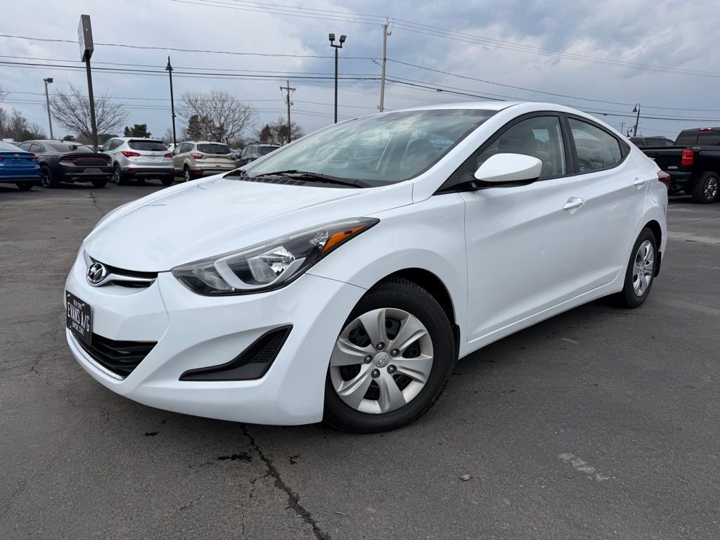 2016 Hyundai Elantra SE FWD