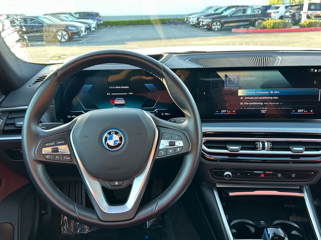 Thumbnail: 2023 BMW i4 - 17