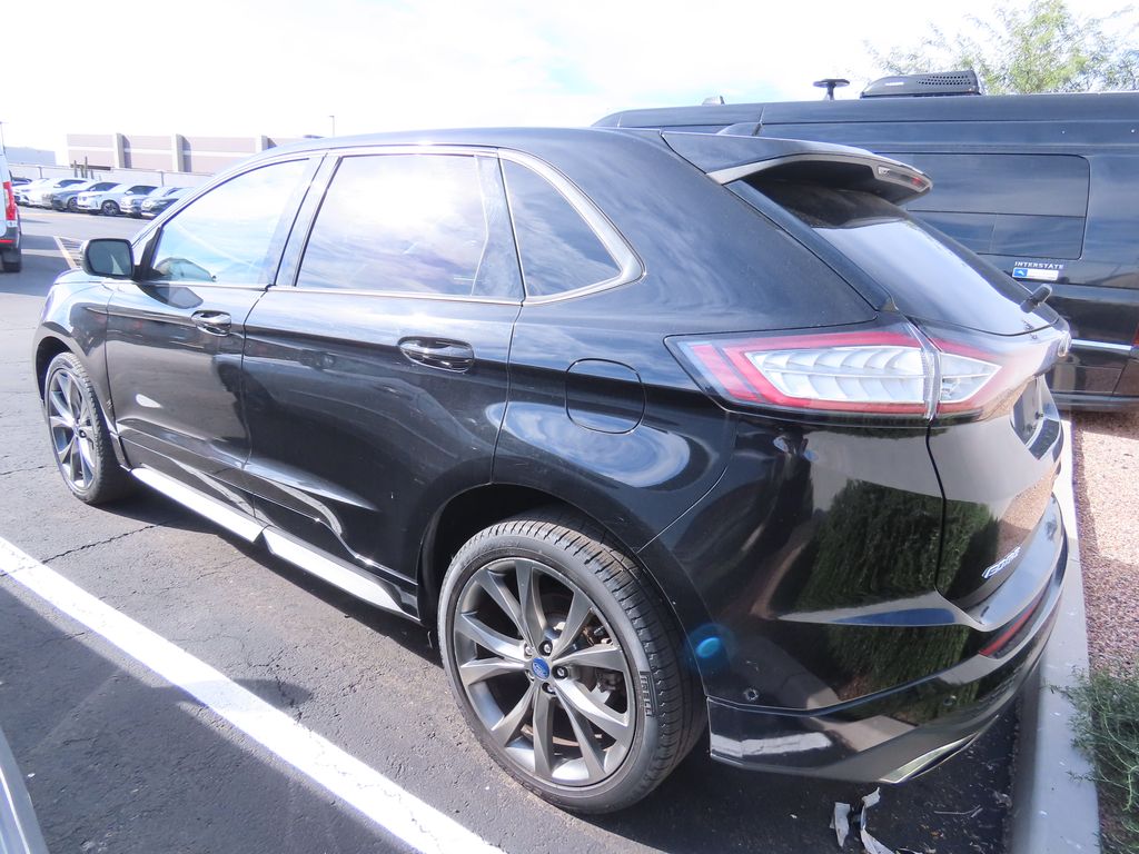 Thumbnail: 2016 Ford Edge - 3