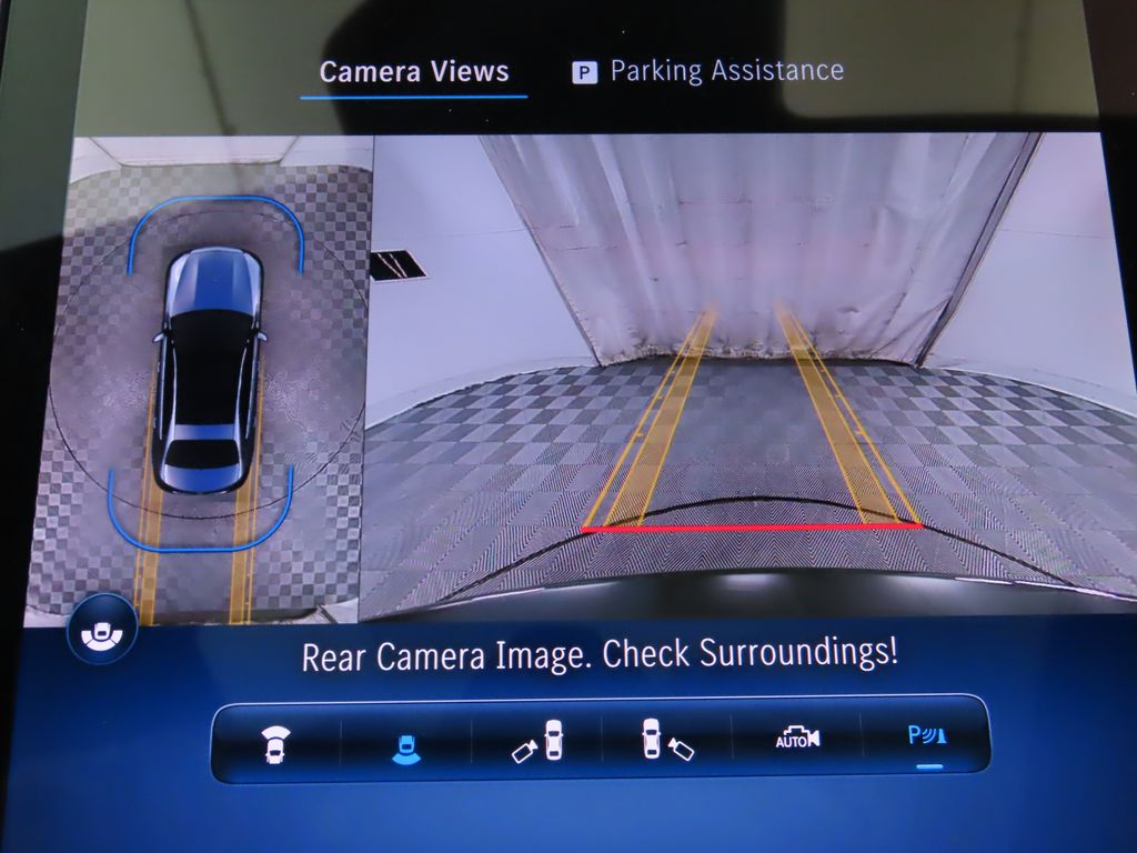 Thumbnail: 2025 Mercedes-Benz C-Class - 17