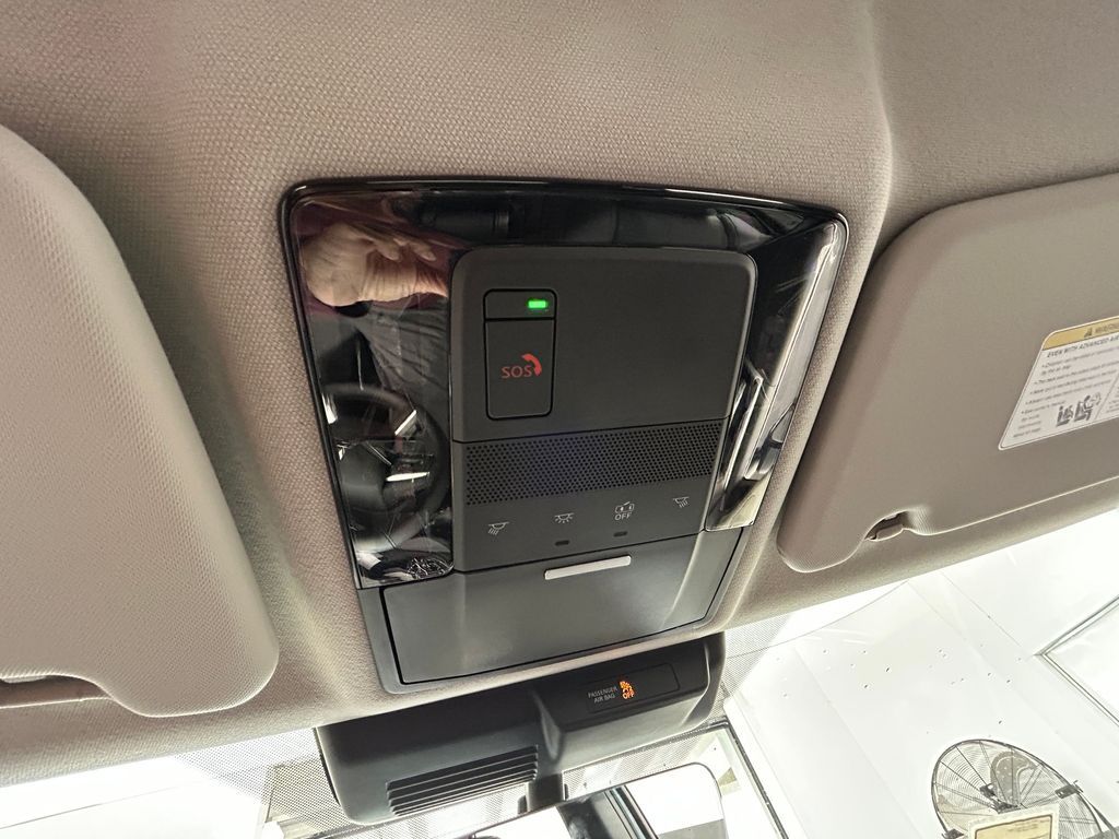 New 2026 Gray Mitsubishi SE image 34