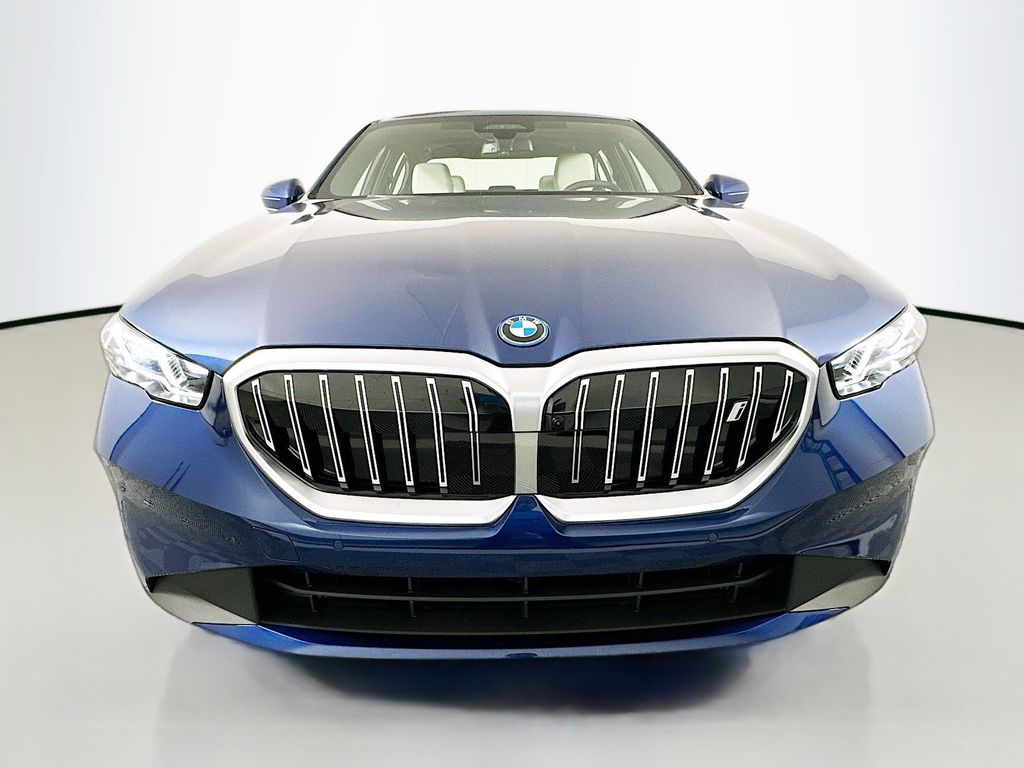 Thumbnail: 2026 BMW i5 - 2