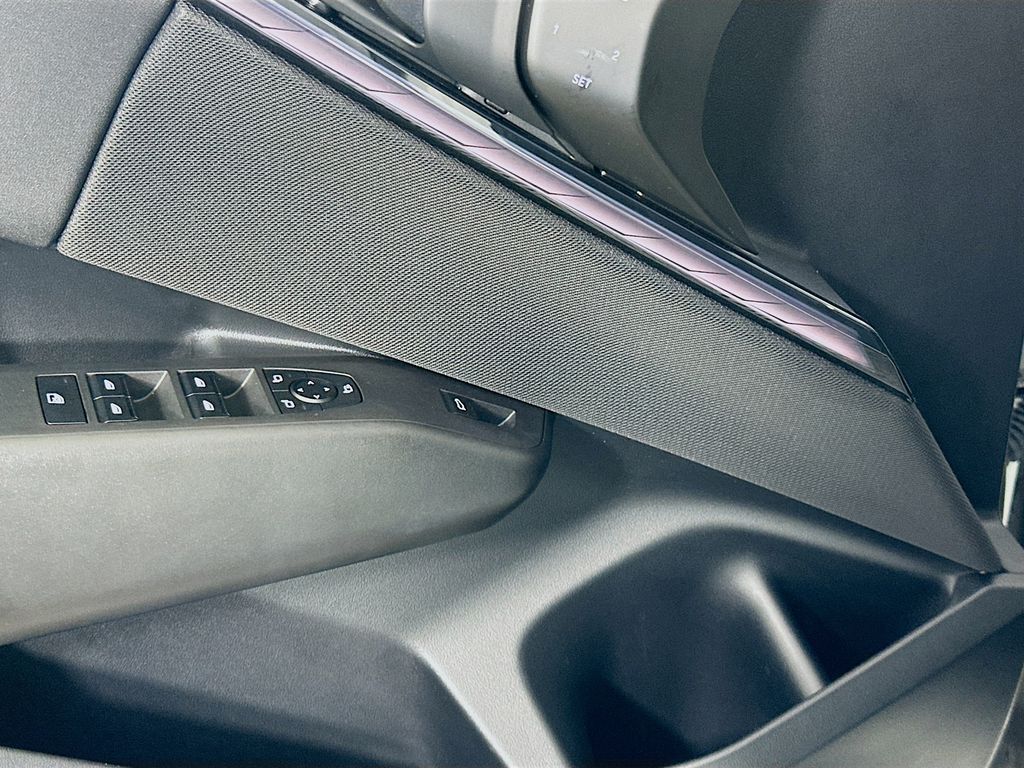 Thumbnail: 2025 BMW X3 - 18