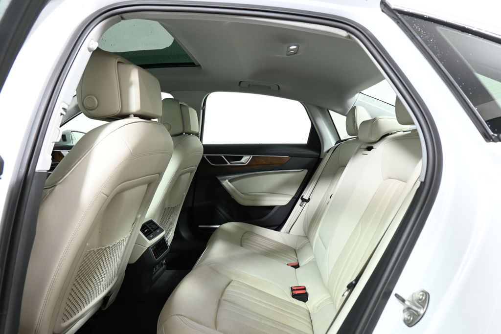 Thumbnail: 2022 Audi A6 - 6